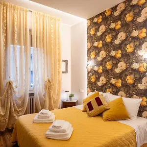 Smooth Mansion In Ponte Vecchio Florenz